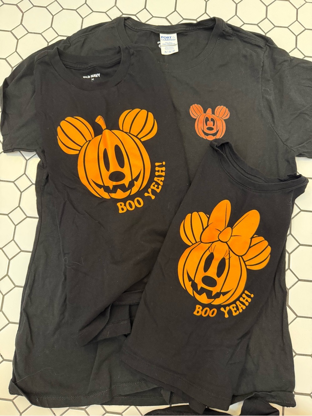 Old Navy Black Kids Halloween Tee Set with Orange Pumpkin Mickey Graphics